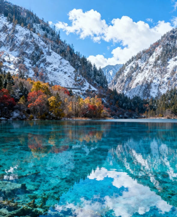 3-day 2-night · Private tours · Jiuzhaigou + Huanglong Scenic and Historic Interest Area + Sanxingdui Museum